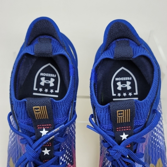 Under Armour Men’s UA Spotlight 4 MC USA Football Cleats 3027307-400 Size 8 New main image 9